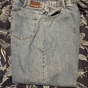LL Bean Comfort Jeans